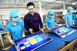 Vì sao doanh nghiệp dễ dàng gắn mác 'Made in Vietnam' cho sản phẩm nhập từ nước khác?