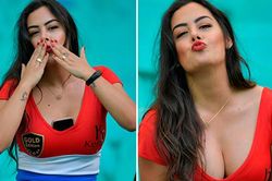 Copa America 2019: Larissa Riquelme tái xuất, làm náo loạn khán đài