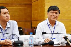 Thiếu mã đề thi, thí sinh phải thi trễ 30 phút so với lịch thi cả nước