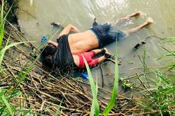 Hai cha con ôm nhau chết đuối ở biên giới Mỹ - Mexico gây ám ảnh