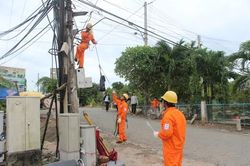 Sử dụng điện mất an toàn và thất thoát vẫn diễn ra tại nhiều địa phương