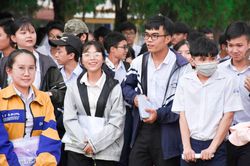 Kết thúc môn Ngoại ngữ, nhiều thí sinh Gia Lai hoàn tất 'vượt vũ môn'