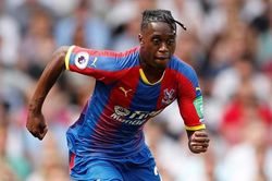 MU chiêu mộ Wan-Bissaka với giá kỷ lục cho hậu vệ