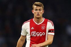 Từ chối MU, De Ligt đạt thỏa thuận gia nhập Juventus
