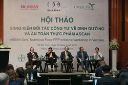 Hợp tác công tư về đảm bảo thực phẩm an toàn tại Việt Nam