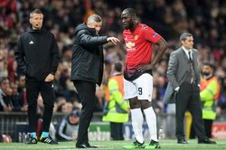 Chuyển nhượng bóng đá mới nhất: MU làm tư tưởng đẩy Lukaku tới Intef