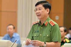 Xử lý và công khai danh tính cán bộ công an tham nhũng vặt