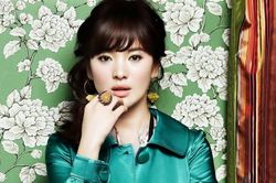 Song Hye Kyo ly hôn: Lận đận tình duyên ở tuổi 38