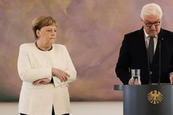 Bà Merkel gặp vấn đề sức khỏe, tương lai của Đức sẽ ra sao?