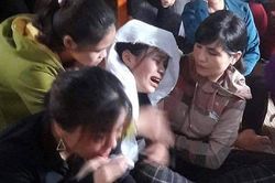 Rơi nước mắt với bài thơ 'Về đi bố ơi' của cô giáo Hà Tĩnh gửi gắm cô học trò nhỏ phải chịu mất mát quá lớn ngay dịp thi THPT Quốc gia