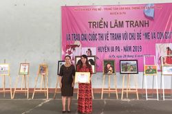 Ia Pa:Trao 7 giải thưởng cuộc thi vẽ tranh chủ đề 'Mẹ và con gái'