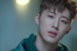 Fan toàn thế giới 'nổi dậy' trước tin YG Entertainment ép B.I rời iKon