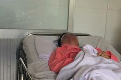 Bản án tử của những nạn nhân bị đánh ghen bằng... axít