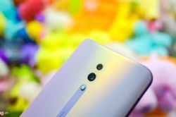 Chi tiết Oppo Reno hồng ngọc trai - camera 'vây cá mập', giá 13 triệu
