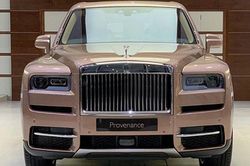 SUV siêu sang Rolls-Royce Cullinan nổi bật với chi tiết 'hàng thửa'
