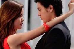 Sự thật về 'cháu đích tôn' nối dõi của dòng họ khiến chồng chết đứng