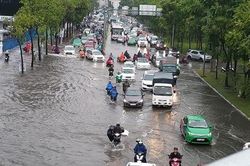 Nắng nóng kỷ lục ở Trung bộ bao giờ chấm dứt?