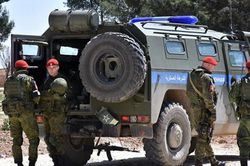 Quân đội Nga bị kẹt giữa hai làn đạn của Syria và Thổ Nhĩ Kỳ tại Tây Bắc Hama