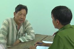 Cựu trưởng thôn chăn dắt gái mại dâm bị tạm giữ