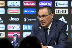 Kỳ chuyển nhượng quá rộn ràng ở Juve