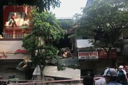 Hà Nội: Sập nhà số 56 phố Hàng Bông