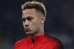 Neymar và Barcelona hẹn gặp ở Brazil