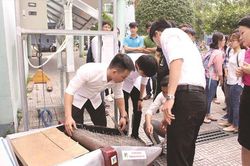 Mô hình thu gom rác thải tự động đoạt giải nhất