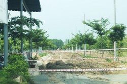 Vượt hơn 1.600km tống đạt quyết định cưỡng chế dự án 'ma' do công ty Địa ốc Alibaba phân phối