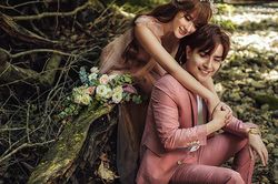 Ca sĩ Thu Thủy và hôn phu kém tuổi tung bộ ảnh cưới lung linh