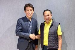 'Ông nói gà, bà nói vịt'