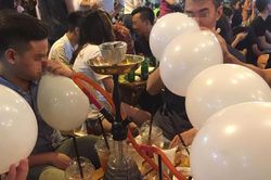 Hà Nội vẫn tràn lan bóng cười