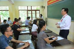 Thứ trưởng Nguyễn Hữu Độ: Tổ chức rút kinh nghiệm chấm thi sau khâu chấm kiểm tra