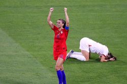 Đánh bại Anh, Mỹ lần thứ 5 góp mặt ở chung kết World Cup nữ