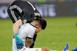 G.Jesus tiễn Lionel Messi về nước