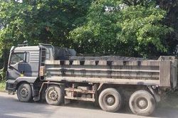 Xã An Đạo: Người dân thường xuyên phải hít bụi than