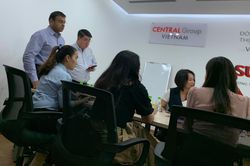 Big C hứa nhập lại hàng may mặc Việt từ 50 đối tác hôm nay