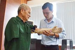 Nghị lực của người thương binh mất cả hai tay