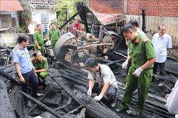 Kịp thời dập tắt đám cháy, cứu sống cụ bà 95 tuổi