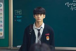 'Moments Of 18': Gây ấn tượng tốt, Ong Seong Woo (Wanna One) được đoàn làm phim ngợi khen