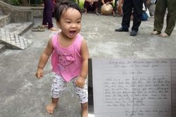 Công an xác minh, truy tìm người thân bé gái 1 tuổi bị mẹ bỏ rơi ở chùa kèm lá thư… 'cho con để đi lấy chồng'