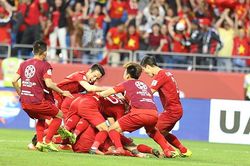 Việt Nam đăng cai FIFA World Cup, tại sao không?