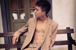 Du học sinh Việt body 6 múi, chiều cao khủng hóa ra còn tài năng thế này