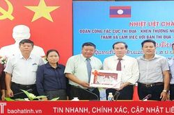 Hà Tĩnh chia sẻ công tác thi đua, khen thưởng với nước bạn Lào