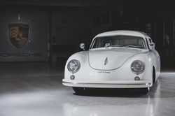 Đây là chiếc Porsche cổ limousine độc nhất trên thế giới