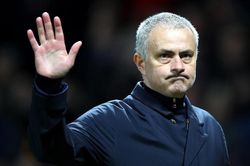 Jose Mourinho từ chối mức đãi ngộ kỷ lục của đội bóng Trung Quốc