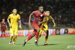 Trước trận SLNA – SHB Đà Nẵng: Vinicius đá chính hay dự bị?