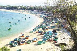 Làng chài bên biển hoang