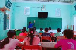 Quảng Ngãi: Lớp học hè miễn phí lại có 'thưởng' thu hút học sinh