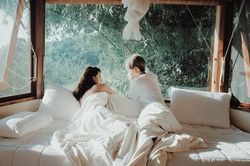 Không khẳng định yêu đồng giới, MC Quỳnh Chi - Thùy Dung dọn về sống chung