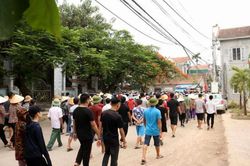 Đìu hiu làng biển sau vụ 9 thuyền viên Nghệ An mất tích